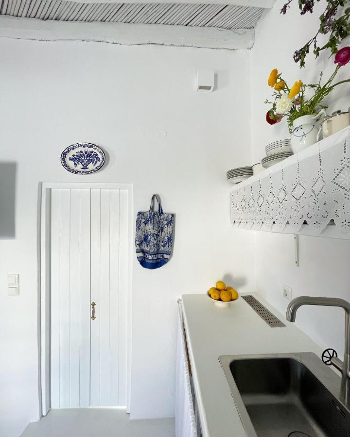 Serifos White Luaran gambar