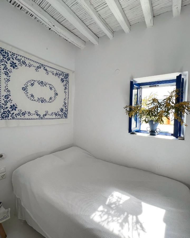 Serifos White Luaran gambar